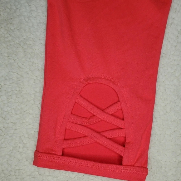 73.NWOTs ~ Orange 🍊 Capris w/Criss~Cross Calf Detail Leggings! - Picture 5 of 5